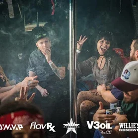 553d0f_fee8ec5d3e6343779b4d4d72cc751d89mv2-5701559